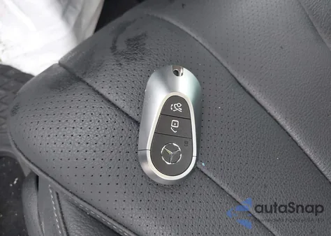 2024 Mercedes-Benz E 350 from USA, damaged, VIN W1KLF4HB1RA039038